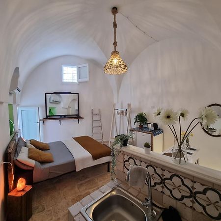 Biancostuni 81 Apartment Luaran gambar