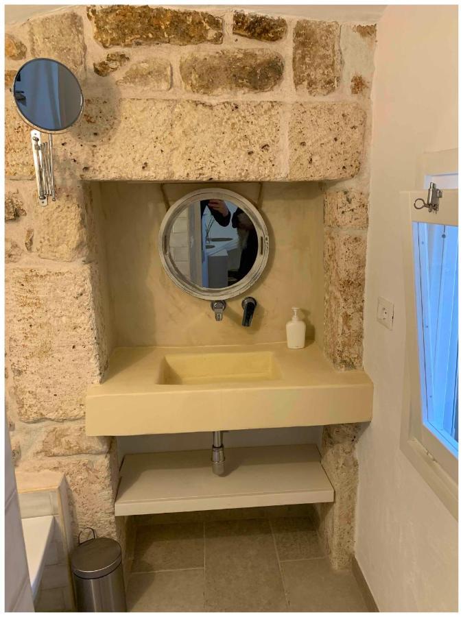 Biancostuni 81 Apartment Luaran gambar