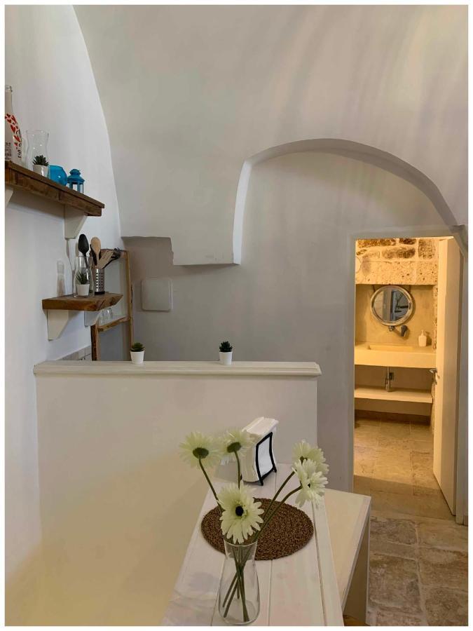 Biancostuni 81 Apartment Luaran gambar